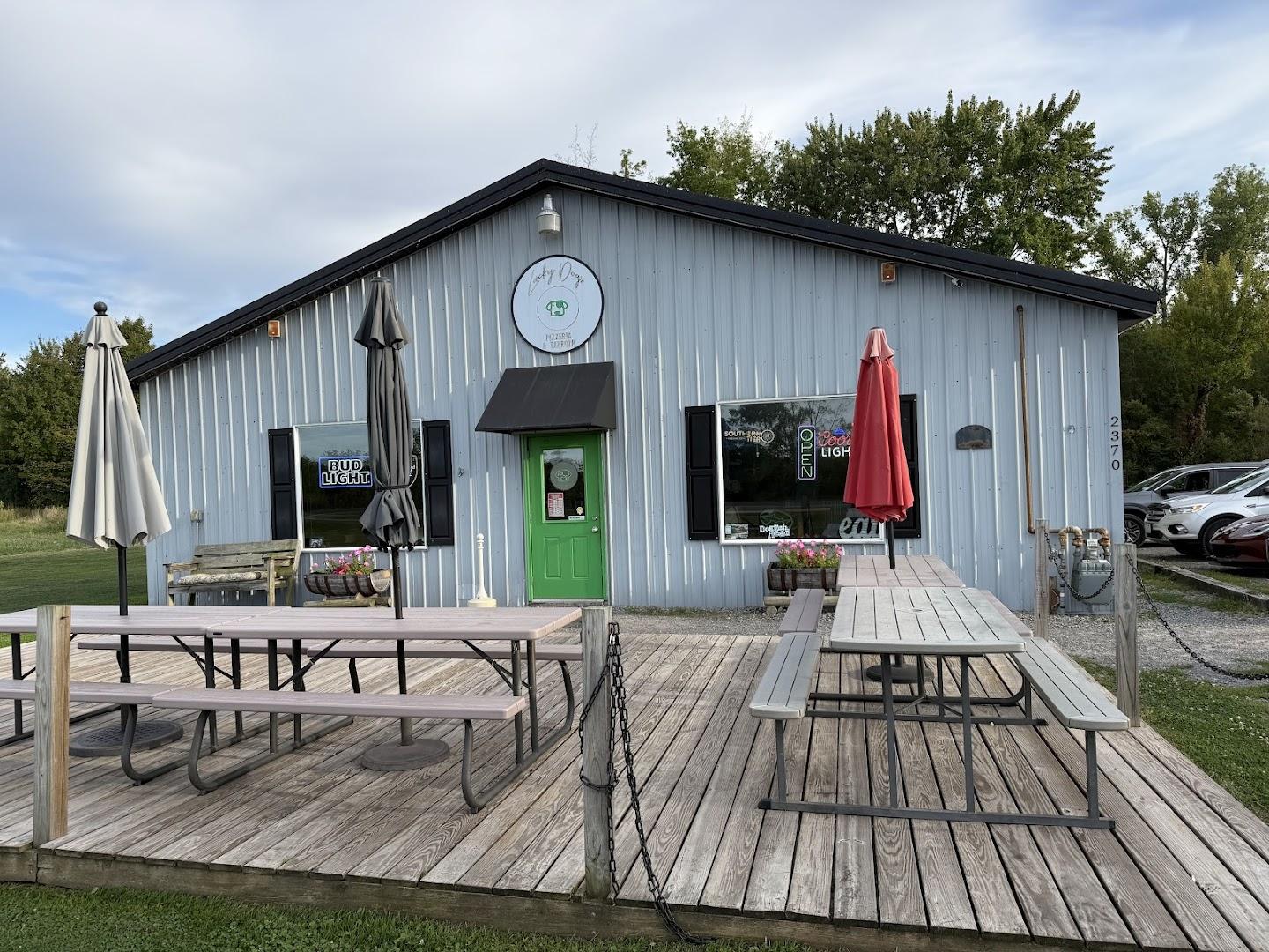 Lucky Dogs Pizzeria & Taproom